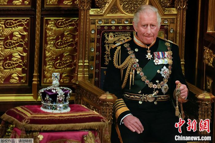 英国王储查尔斯王子首次代替英女王发表议会开幕演讲
