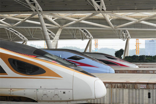 大美广东】China Railway (Guangzhou) Group has transported over 30 million passengers during this summer  广铁暑运已发送旅客超3000万人次