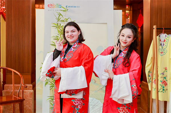 【大美广东】240-hour Discovery of Wonderful Guangdong: promotion activities being held  240小时发现精彩广东！国际旅行商来粤共探入境游“新玩法”