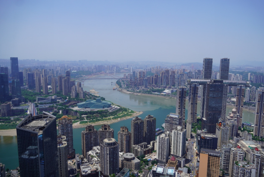 “一带一路” 记者驿站——2025范长江行动重庆行抵渝 港渝学子以脚步丈量双城印记