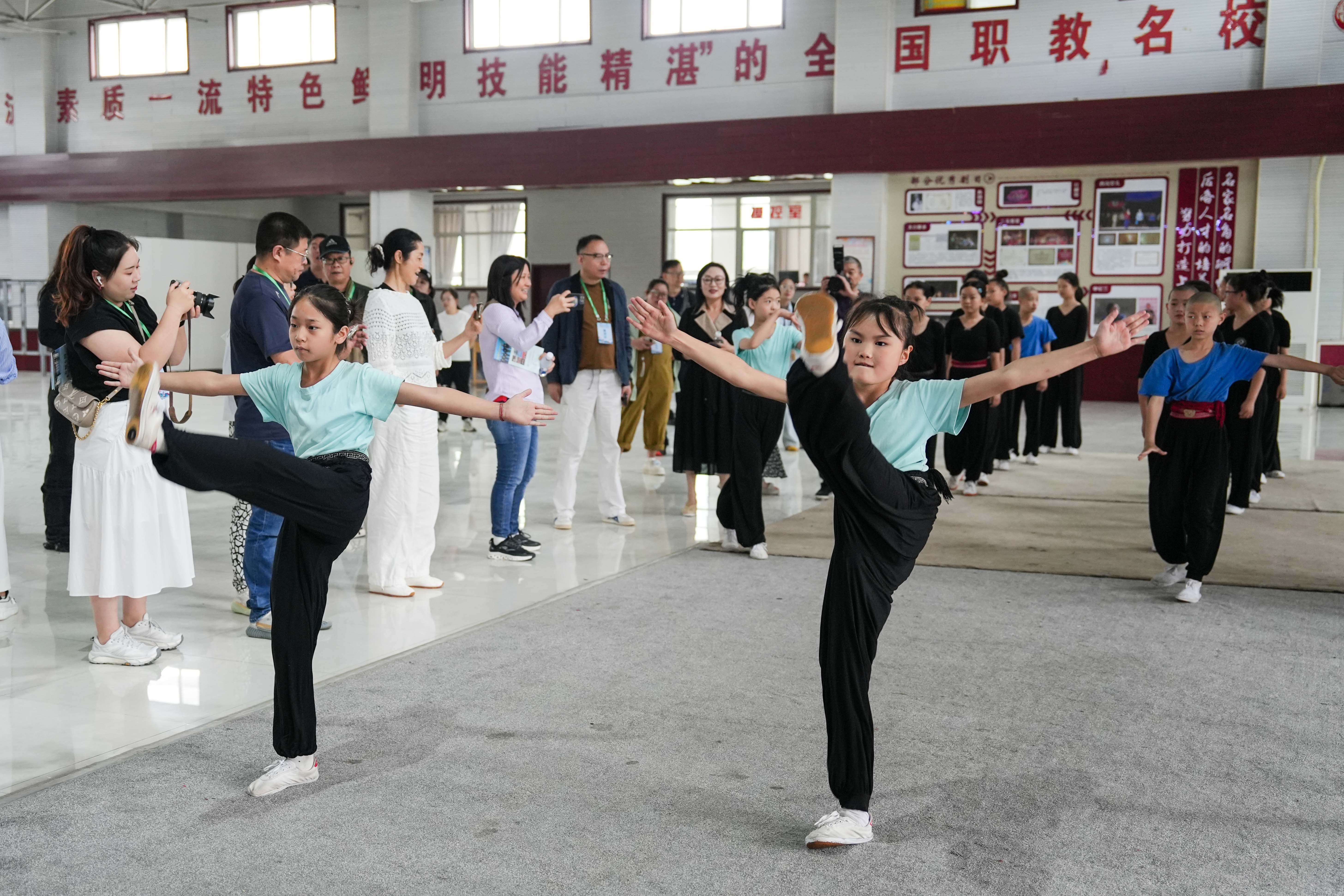 梨园古韵的国际相遇：海外华媒感受上党梆子的艺术魅力