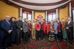 第四届“欢乐春节满巴黎，龙狮贺岁舞香街”春节巡游活动成功举办