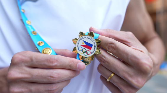 亚沙会赛场外的“硬通货”：一枚小徽章“换”遍亚洲