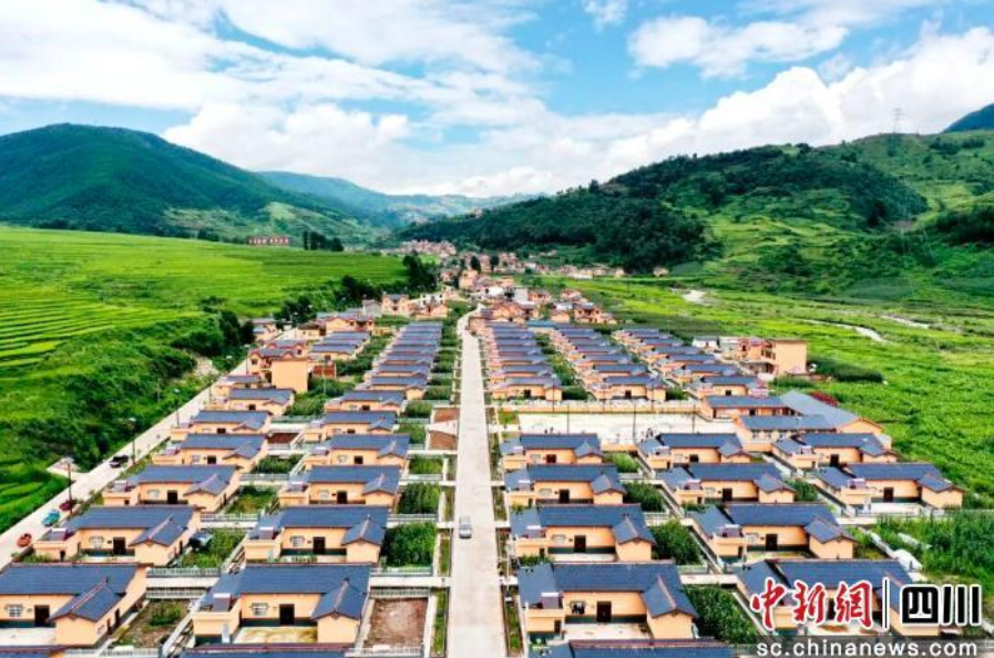 甲甲沟村：从大凉山贫困村到联合国示范村