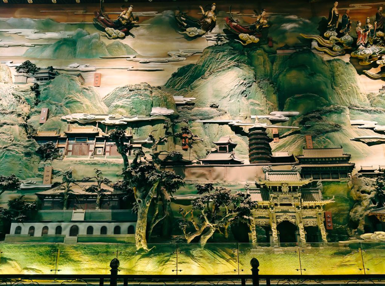 海外华文媒体走进山西繁峙憨山景区 点赞“不夜憨山”文旅新业态