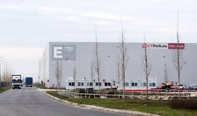 大型IT＆C分销商在布加勒斯特附近的CTP物流园区扩建仓库