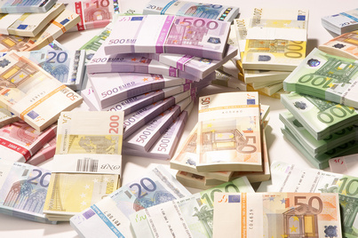 罗马尼亚海外侨民汇款回国超过49亿美元