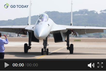 J-15T arrives at Zhuhai to debut at Airshow China