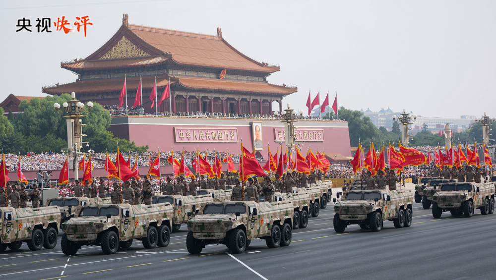 【央视快评】“小家”热气腾腾 “大家”蒸蒸日上