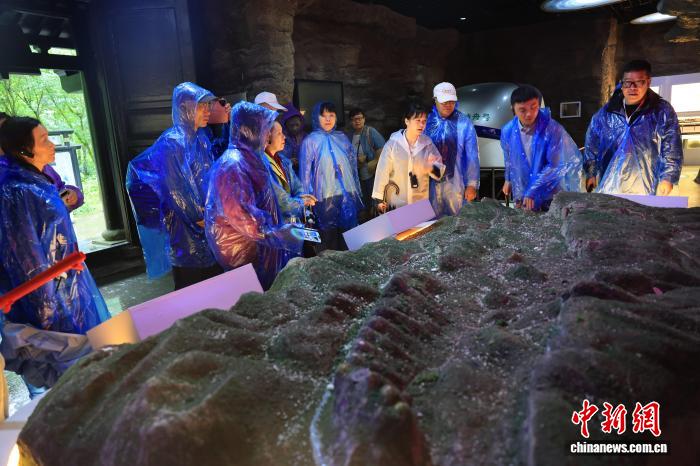 Overseas Chinese-Language Media Explore Jianmen Pass and the Millennia-Old Legacy of the Ancient Shu Roads