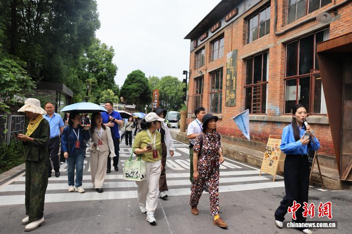 From Third Front Memories to the Hometown of China's Empress: Overseas Chinese-Language Media Explore Cultural Landmarks in Lizhou, Guangyuan