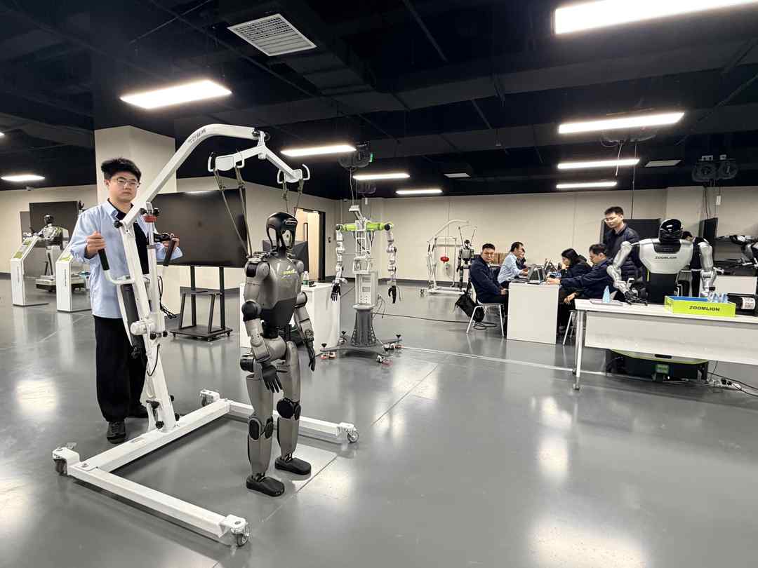 从湘江到塞纳河：湖南机器人产业叩开欧洲市场大门